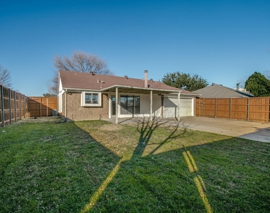 1108 Colmar Drive - Photo Thumbnail 20