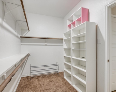 905 Philadelphia Street - Photo Thumbnail 21