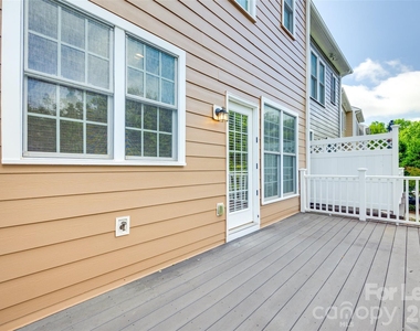 1118 Drayton Court - Photo Thumbnail 21