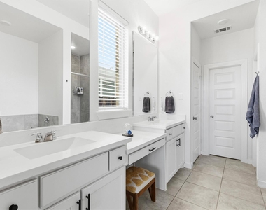 2034 Clearmist Way - Photo Thumbnail 16
