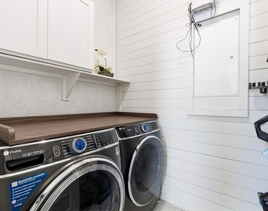 2034 Clearmist Way - Photo Thumbnail 12