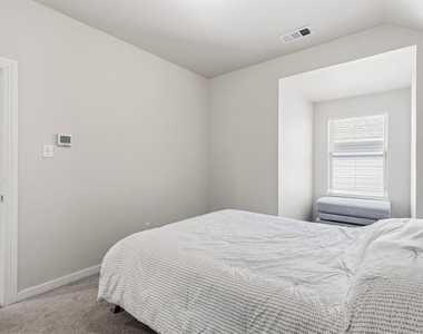 2034 Clearmist Way - Photo Thumbnail 24