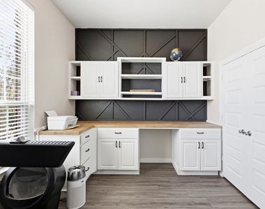 2034 Clearmist Way - Photo Thumbnail 10