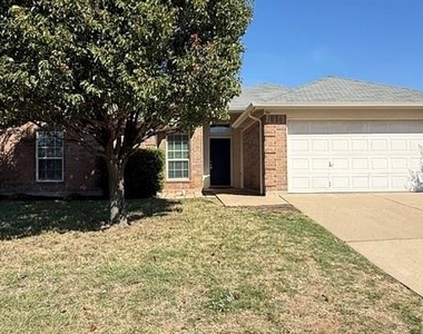 544 Marybeth Drive - Photo Thumbnail 1
