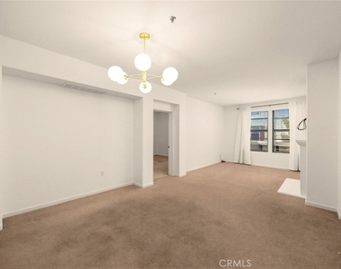 128 N Oak Knoll - Photo Thumbnail 1
