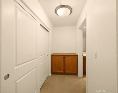 128 N Oak Knoll - Photo Thumbnail 10