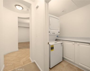 128 N Oak Knoll - Photo Thumbnail 7