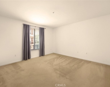 128 N Oak Knoll - Photo Thumbnail 8