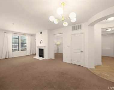 128 N Oak Knoll - Photo Thumbnail 2