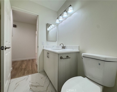 1415 Meadow Glen - Photo Thumbnail 19