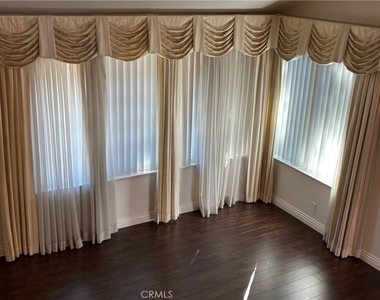 16575 Echo Hill Way - Photo Thumbnail 6