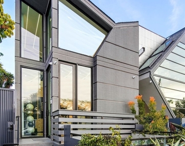 840 California Avenue - Photo Thumbnail 2