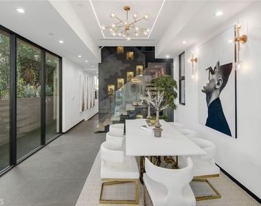 840 California Avenue - Photo Thumbnail 9