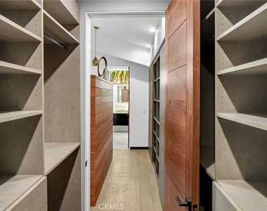 840 California Avenue - Photo Thumbnail 36