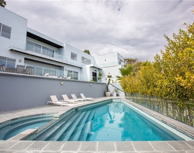 12148 Travis Street - Photo Thumbnail 6