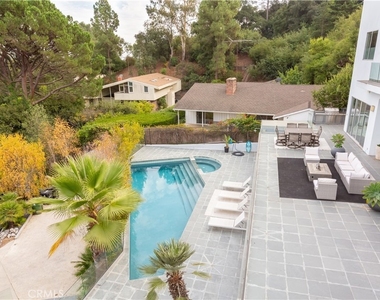 12148 Travis Street - Photo Thumbnail 9