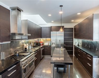 12148 Travis Street - Photo Thumbnail 22