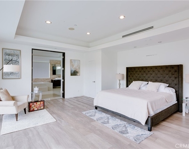 12148 Travis Street - Photo Thumbnail 13