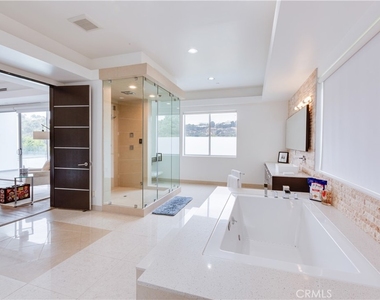 12148 Travis Street - Photo Thumbnail 29