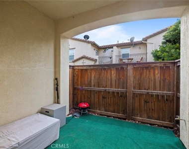 41945 Davenport - Photo Thumbnail 12