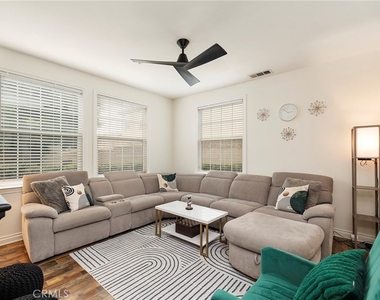 41945 Davenport - Photo Thumbnail 5