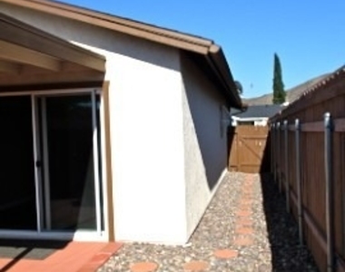 28083 Chula Vista Drive - Photo Thumbnail 23