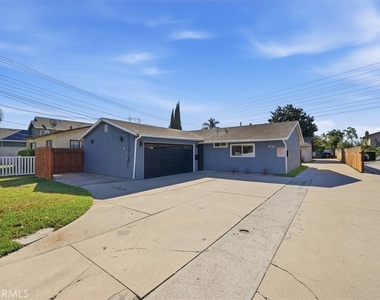 8722 Rose St - Photo Thumbnail 2
