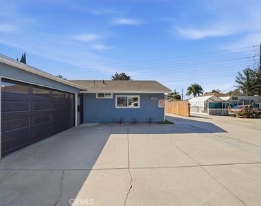 8722 Rose St - Photo Thumbnail 4