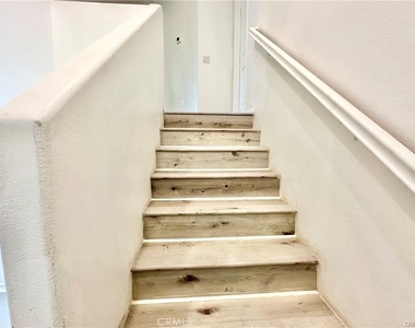 7844 Marbil Lane - Photo Thumbnail 9