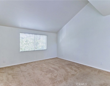 24398 Kingston Court - Photo Thumbnail 19