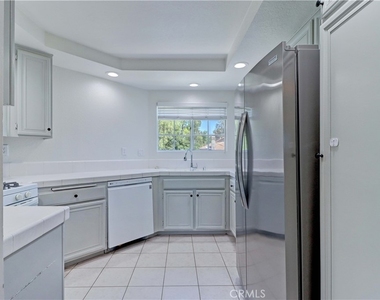 24398 Kingston Court - Photo Thumbnail 6