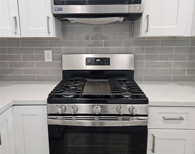 1120 Nicklett Avenue - Photo Thumbnail 8