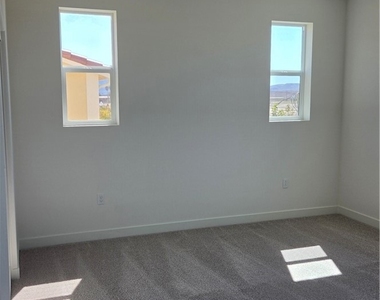 16741 Main Street - Photo Thumbnail 40