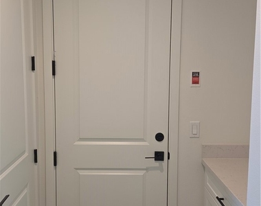 16741 Main Street - Photo Thumbnail 7