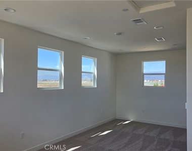 16741 Main Street - Photo Thumbnail 46