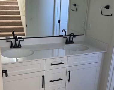 16741 Main Street - Photo Thumbnail 37