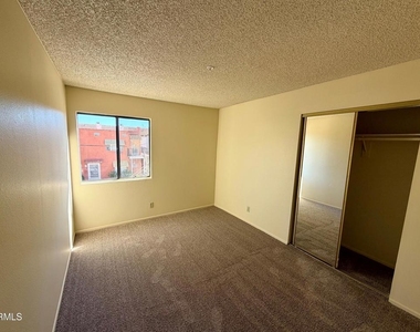 1425 Bank Street - Photo Thumbnail 7