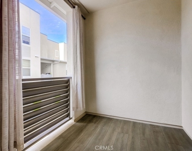 80 Meridian Drive - Photo Thumbnail 11