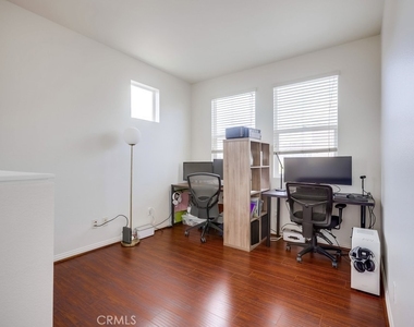 80 Meridian Drive - Photo Thumbnail 13