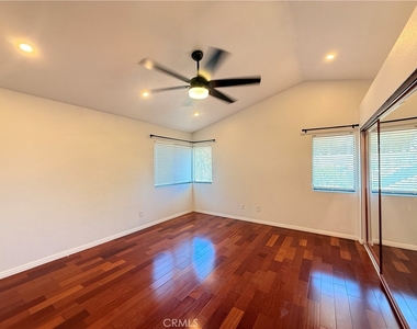 964 Summitridge Drive - Photo Thumbnail 11
