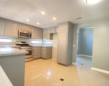 964 Summitridge Drive - Photo Thumbnail 5