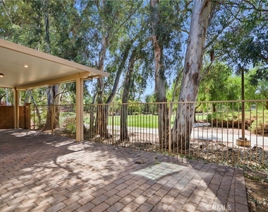 8585 Montrose - Photo Thumbnail 20
