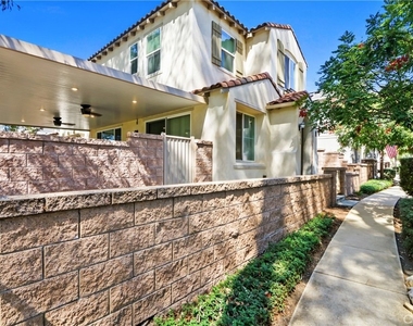 8585 Montrose - Photo Thumbnail 4