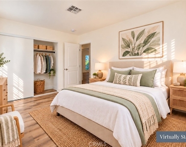 8314 Barnsley Avenue - Photo Thumbnail 9