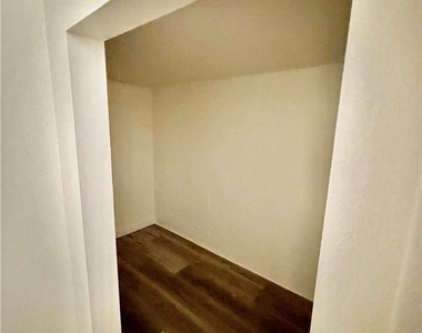 5025 Denny Avenue - Photo Thumbnail 38
