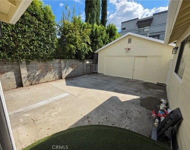 550 Palm - Photo Thumbnail 16