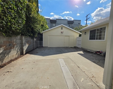 550 Palm - Photo Thumbnail 19
