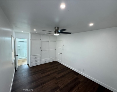 6222 Hood Avenue - Photo Thumbnail 7