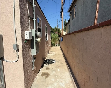 6222 Hood Avenue - Photo Thumbnail 19