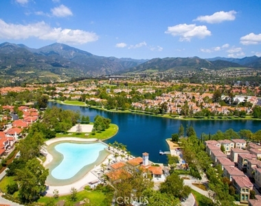 50 Picazo - Photo Thumbnail 16